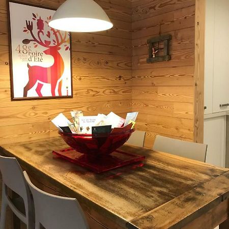 Alloggio Turistico Maison S Anselme Vda Aosta Cir 0015 Luaran gambar